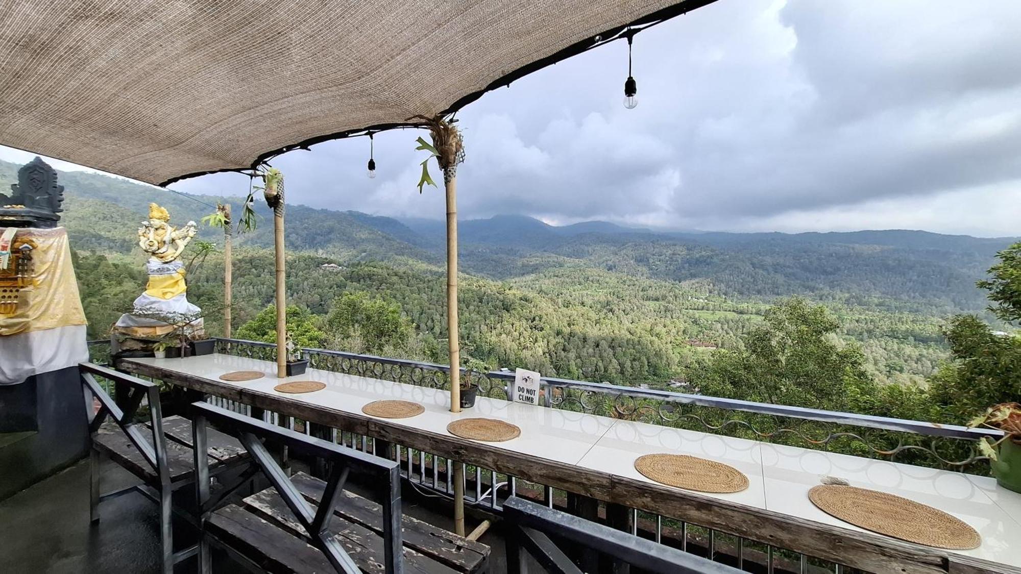 Umah De Madya & Rooftop De Madya Munduk Exterior foto